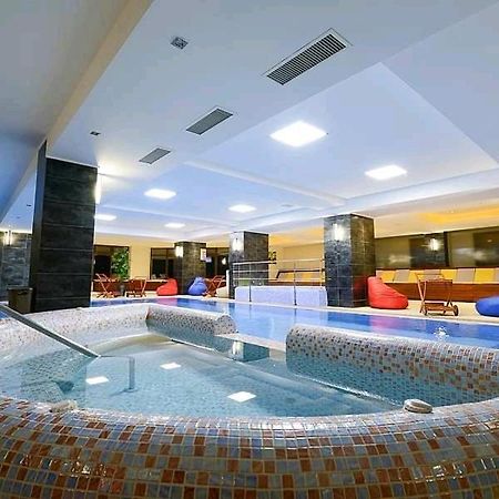 Hotel Escalade Brassópojána Kültér fotó