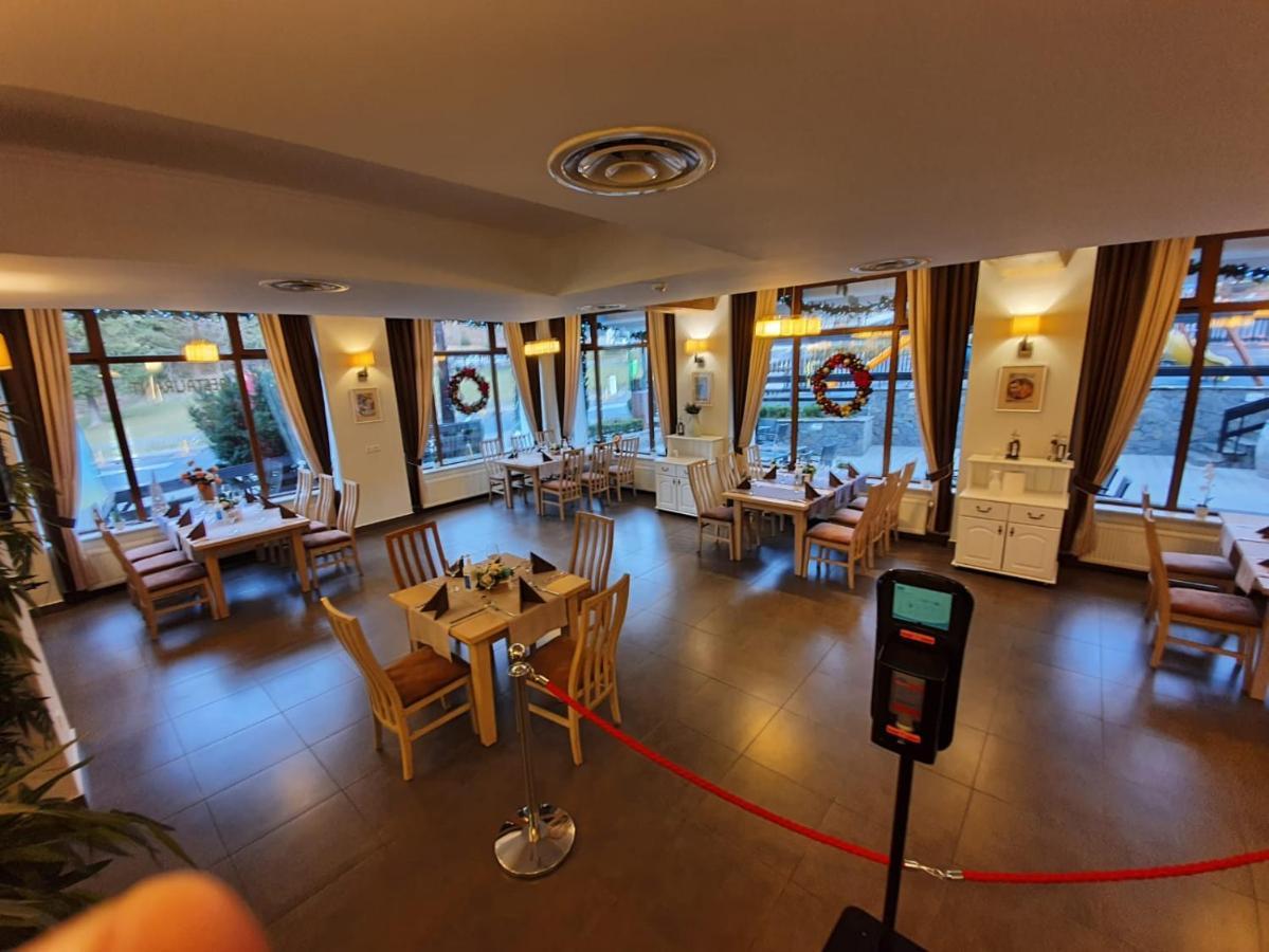 Hotel Escalade Brassópojána Kültér fotó