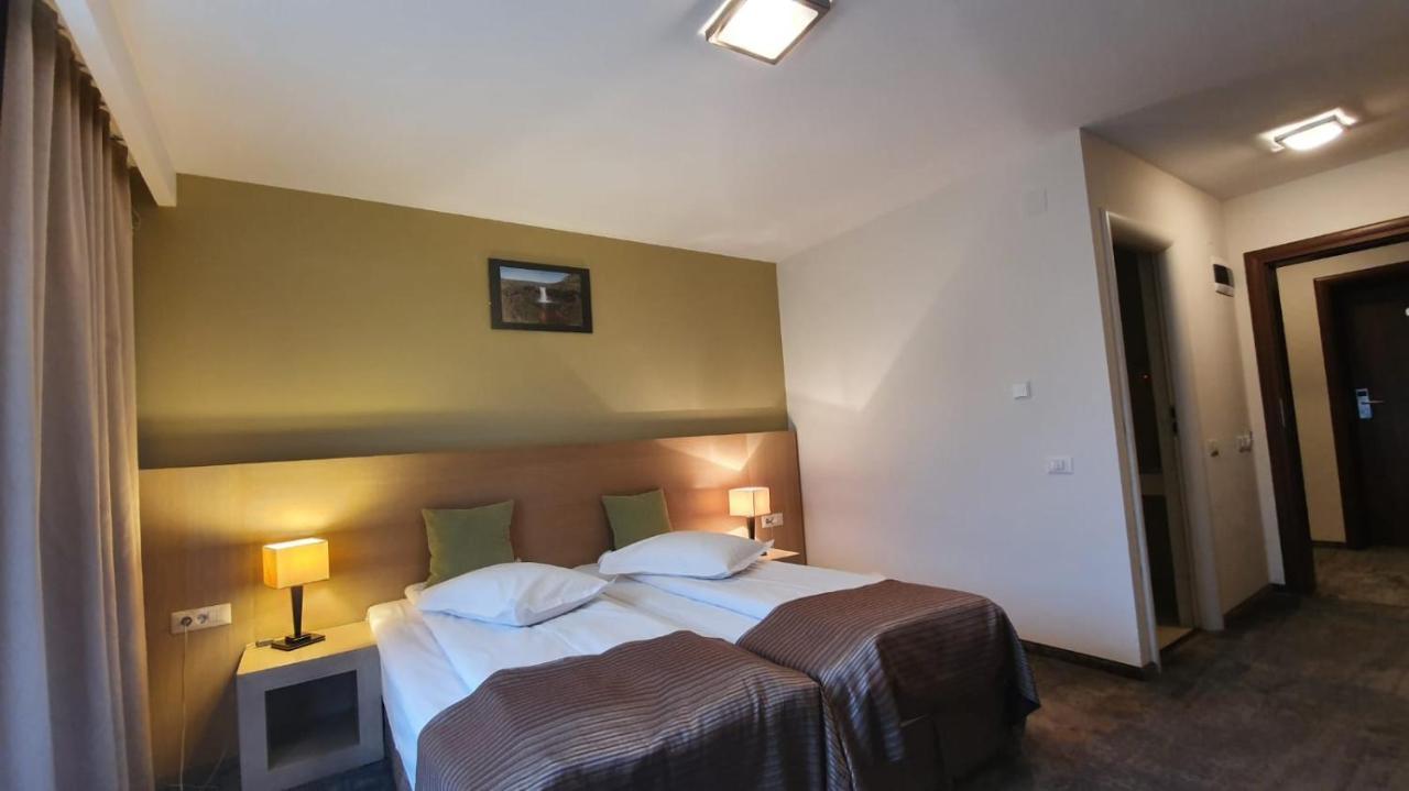Hotel Escalade Brassópojána Kültér fotó