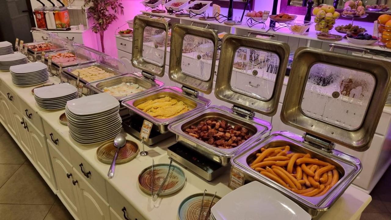 Hotel Escalade Brassópojána Kültér fotó
