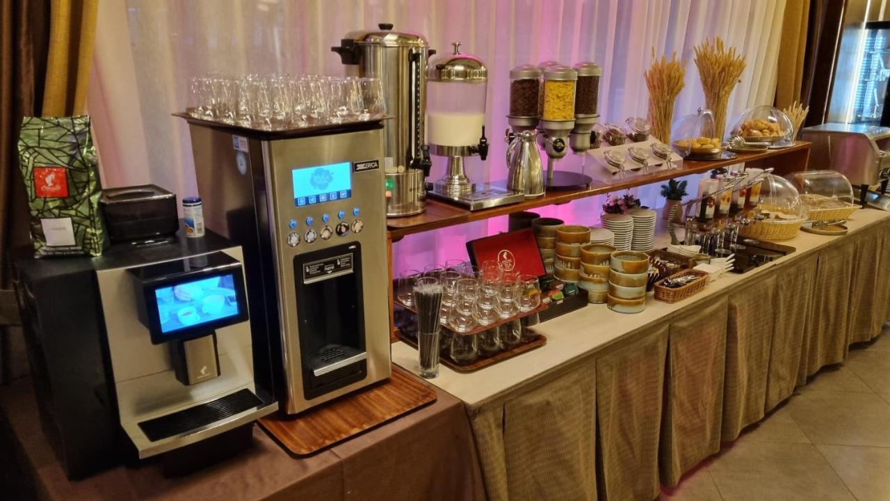 Hotel Escalade Brassópojána Kültér fotó